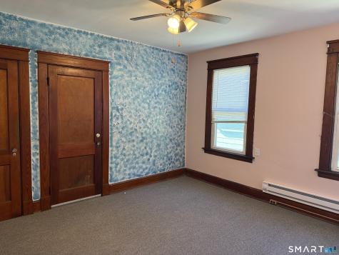 155 Sylvan Avenue Waterbury CT 06706