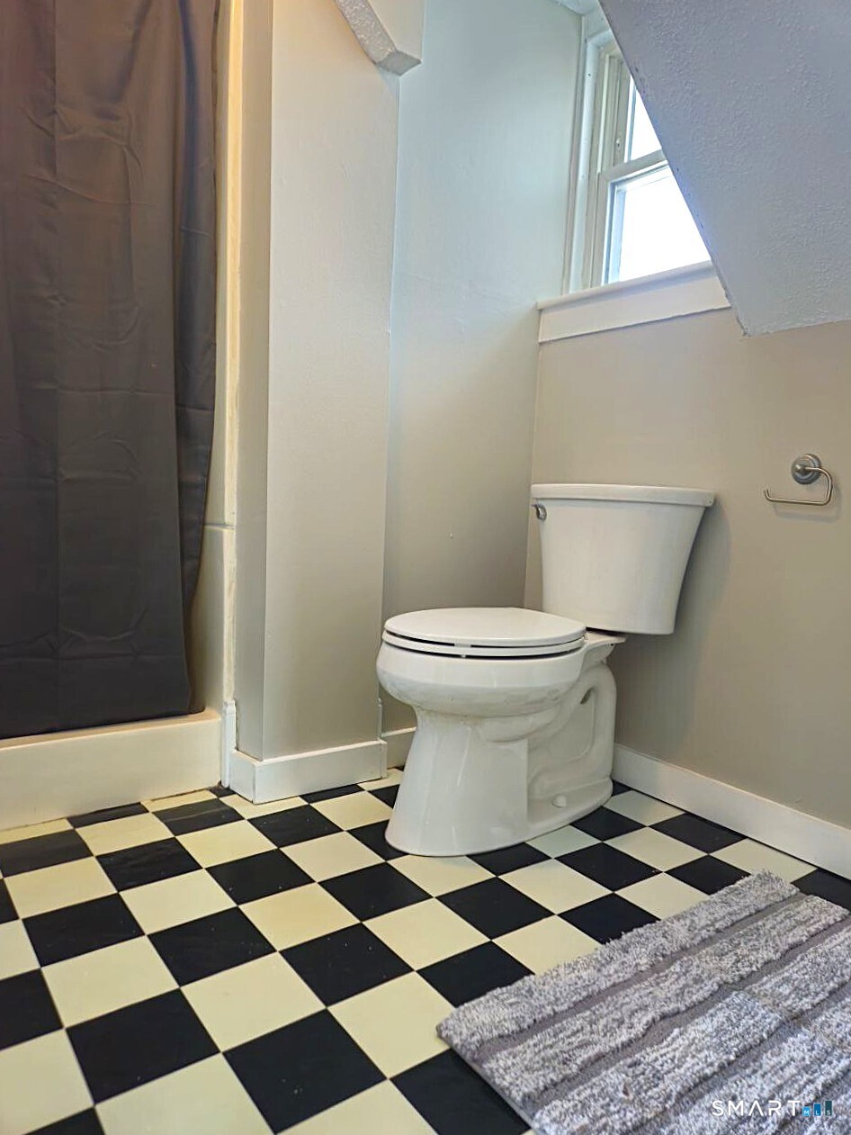 21 Sigourney Street Bristol CT 06010