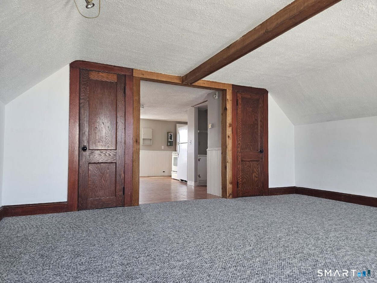21 Sigourney Street Bristol CT 06010