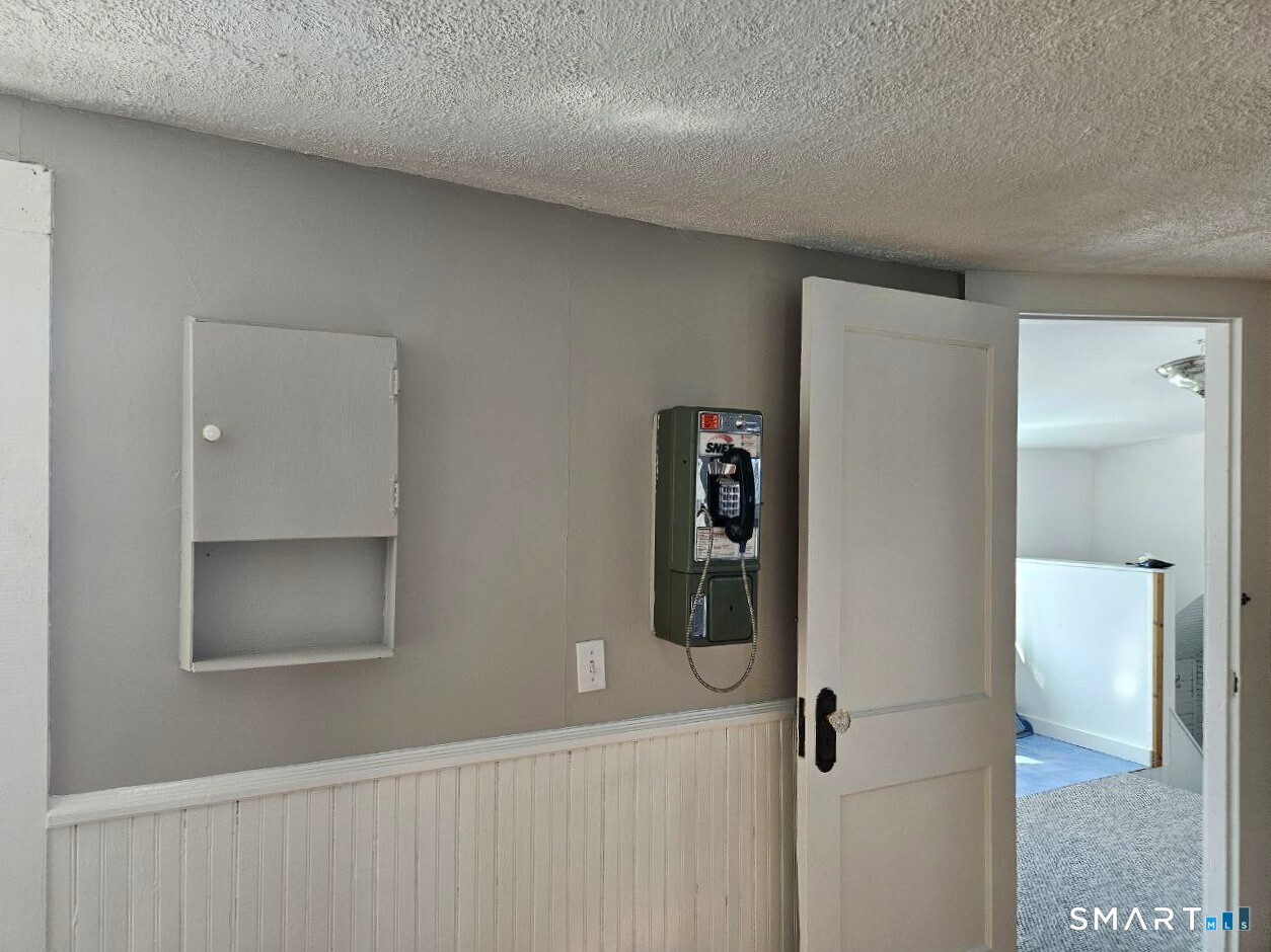 21 Sigourney Street Bristol CT 06010