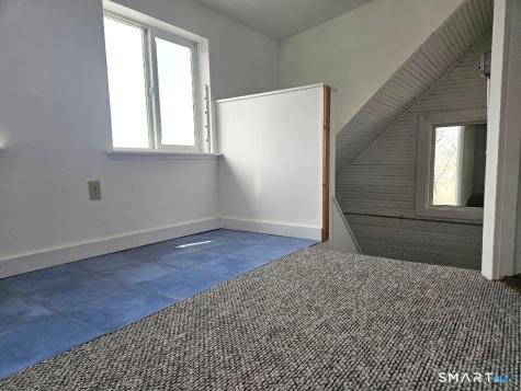 21 Sigourney Street Bristol CT 06010
