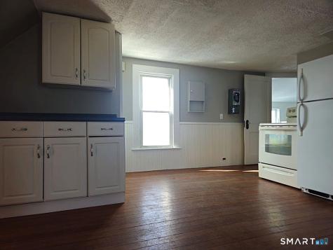 21 Sigourney Street Bristol CT 06010