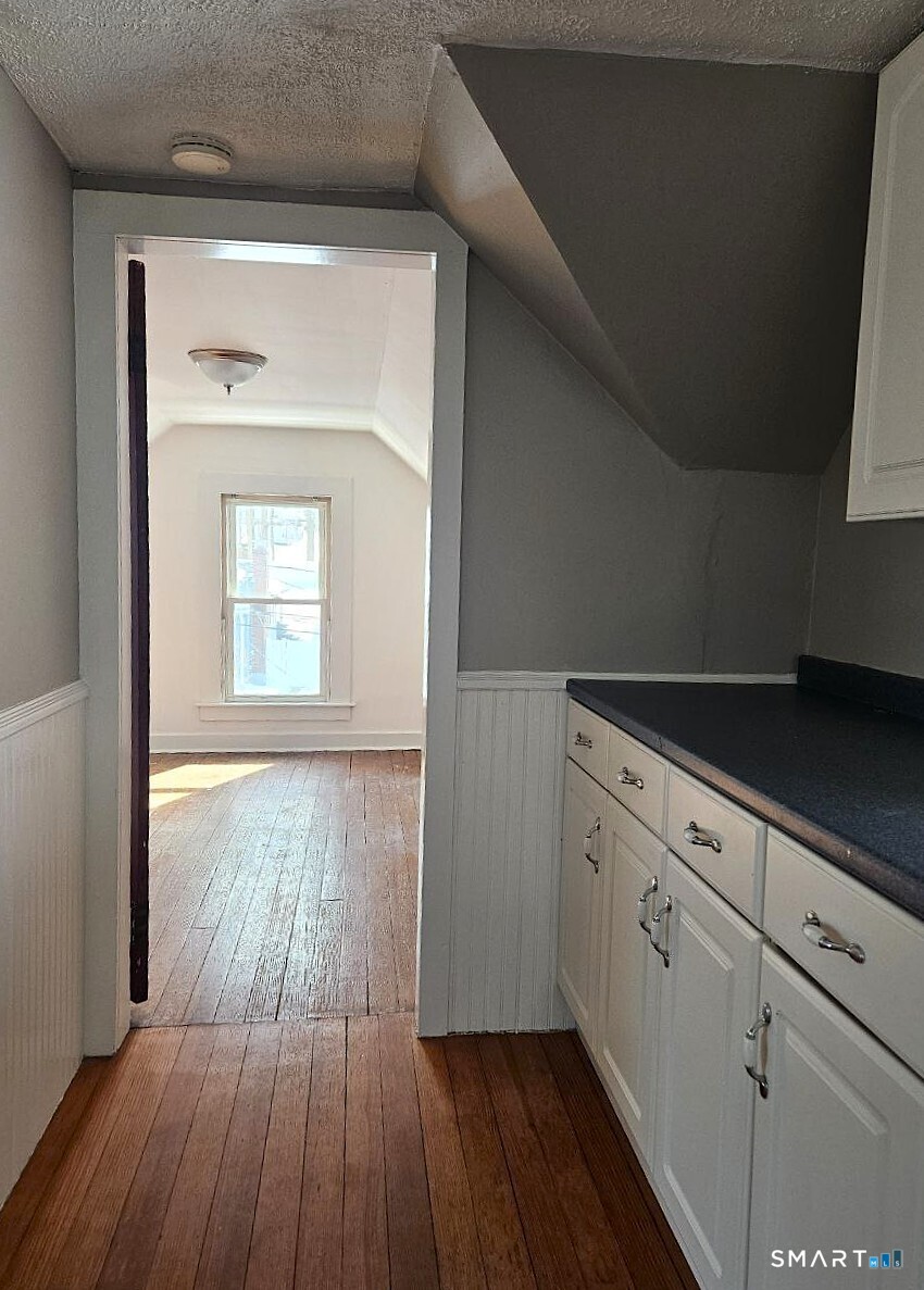 21 Sigourney Street Bristol CT 06010