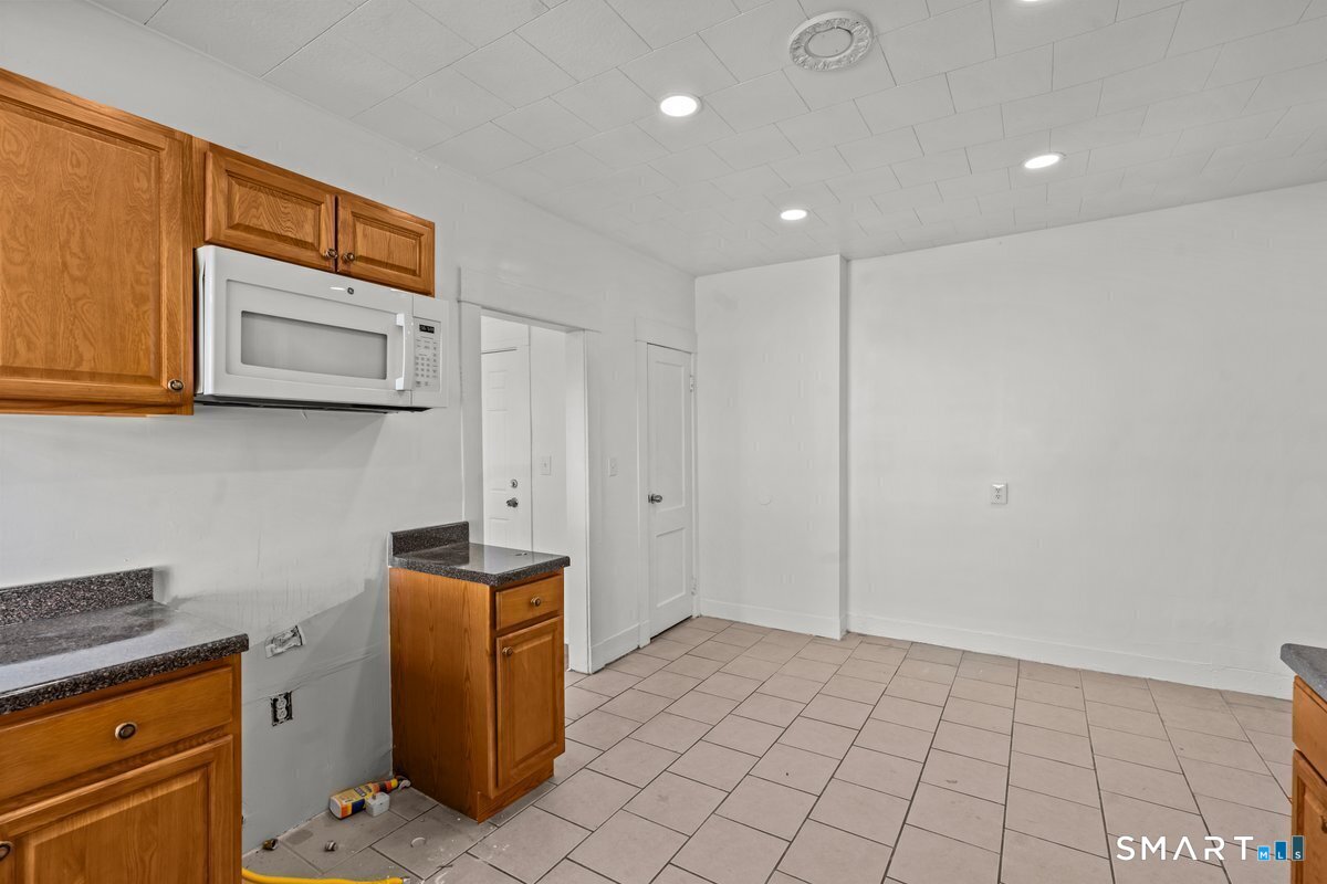 56 Blake Street New Haven CT 06511