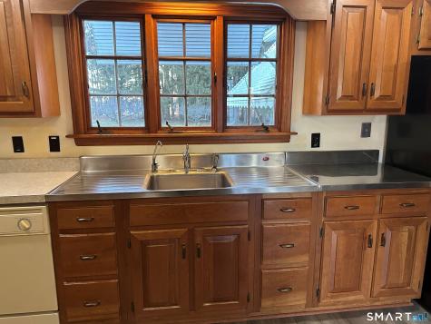 989 North Farms Road Wallingford CT 06492