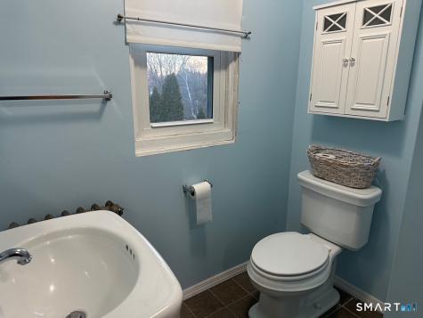 989 North Farms Road Wallingford CT 06492