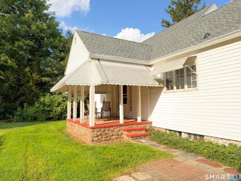 989 North Farms Road Wallingford CT 06492