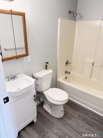 17 Enfield Street Hartford CT 06112