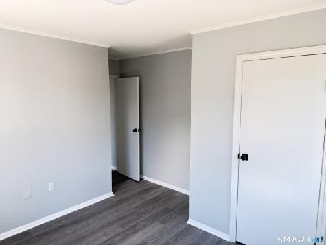 17 Enfield Street Hartford CT 06112