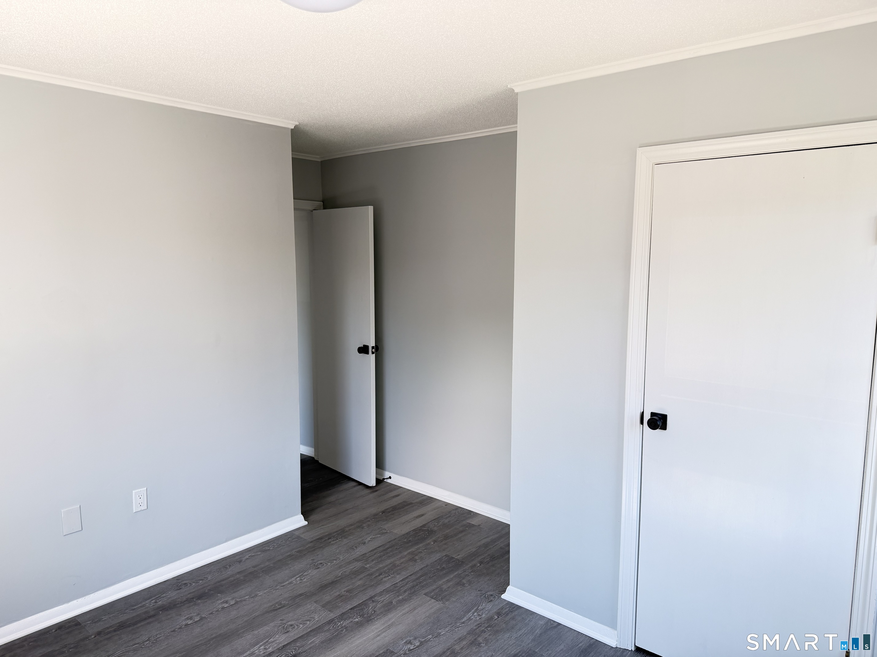 17 Enfield Street Hartford CT 06112