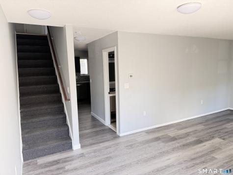 17 Enfield Street Hartford CT 06112