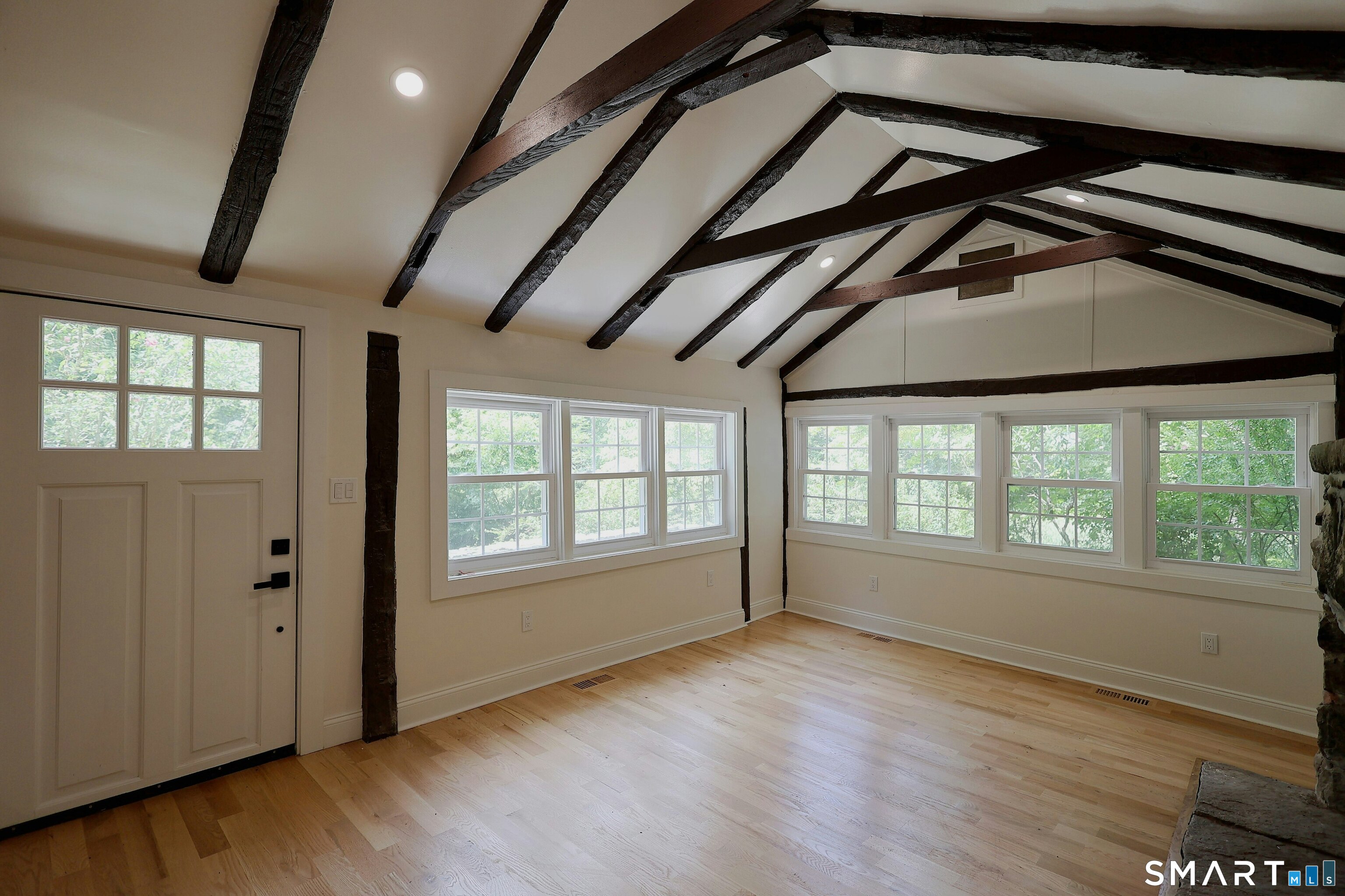 37 Peaceable Street Redding CT 06896