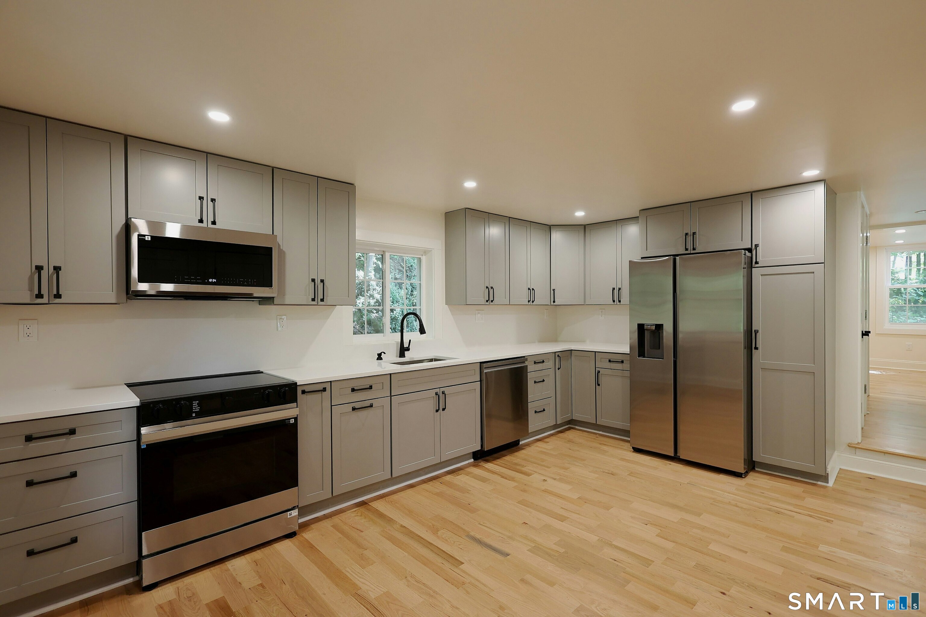 37 Peaceable Street Redding CT 06896
