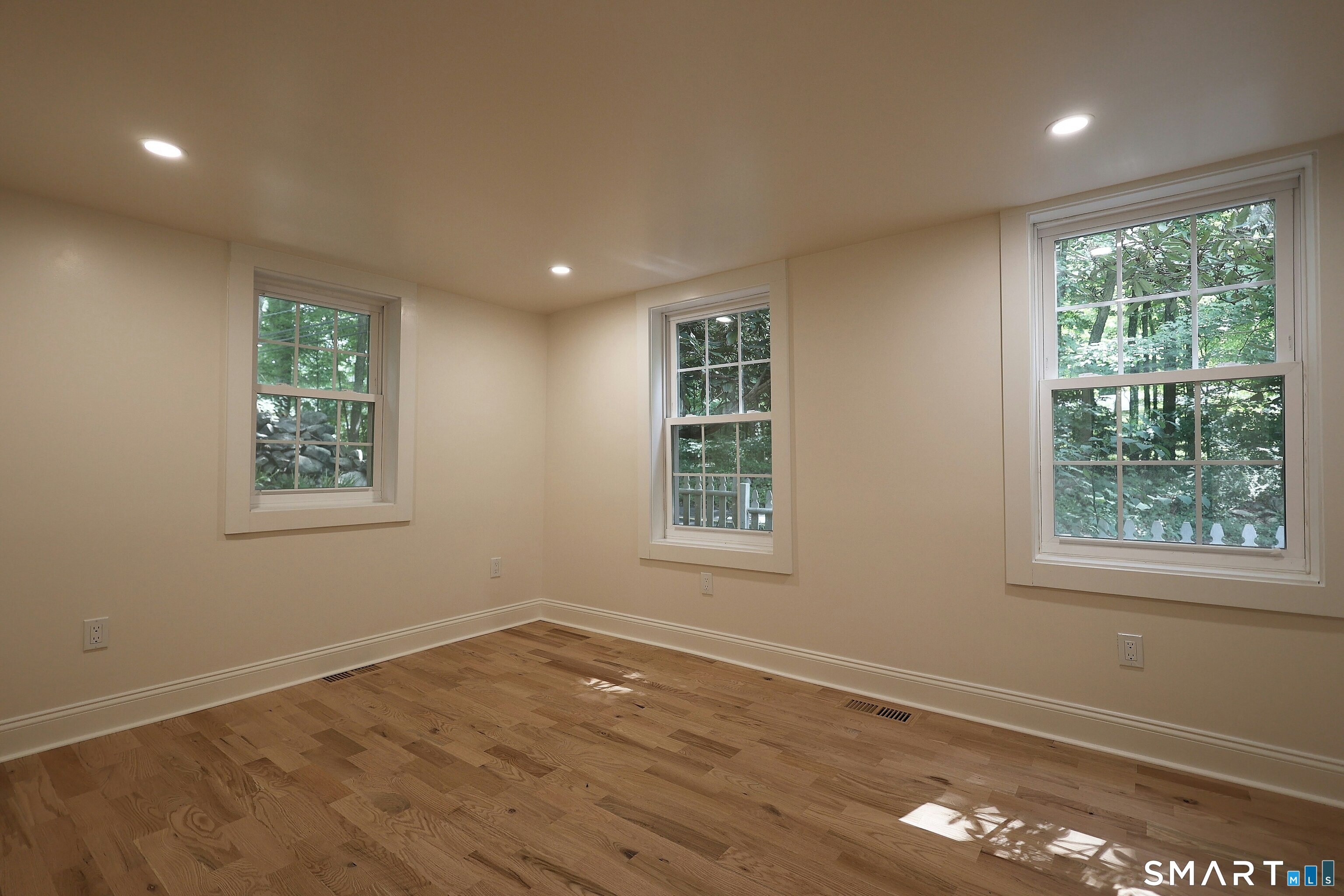 37 Peaceable Street Redding CT 06896