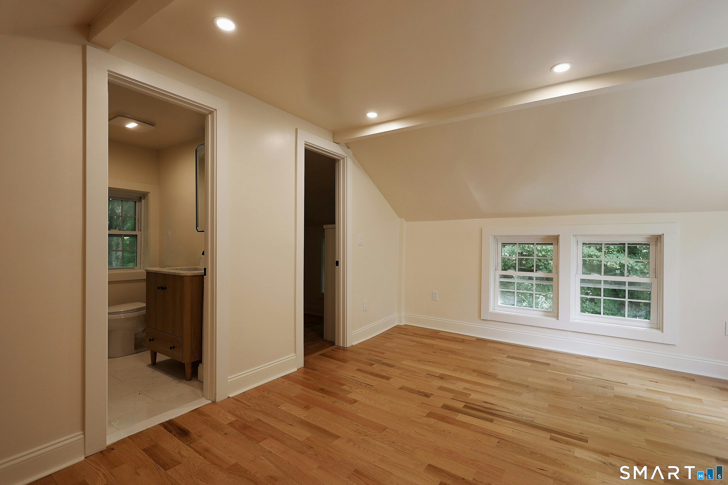 37 Peaceable Street Redding CT 06896