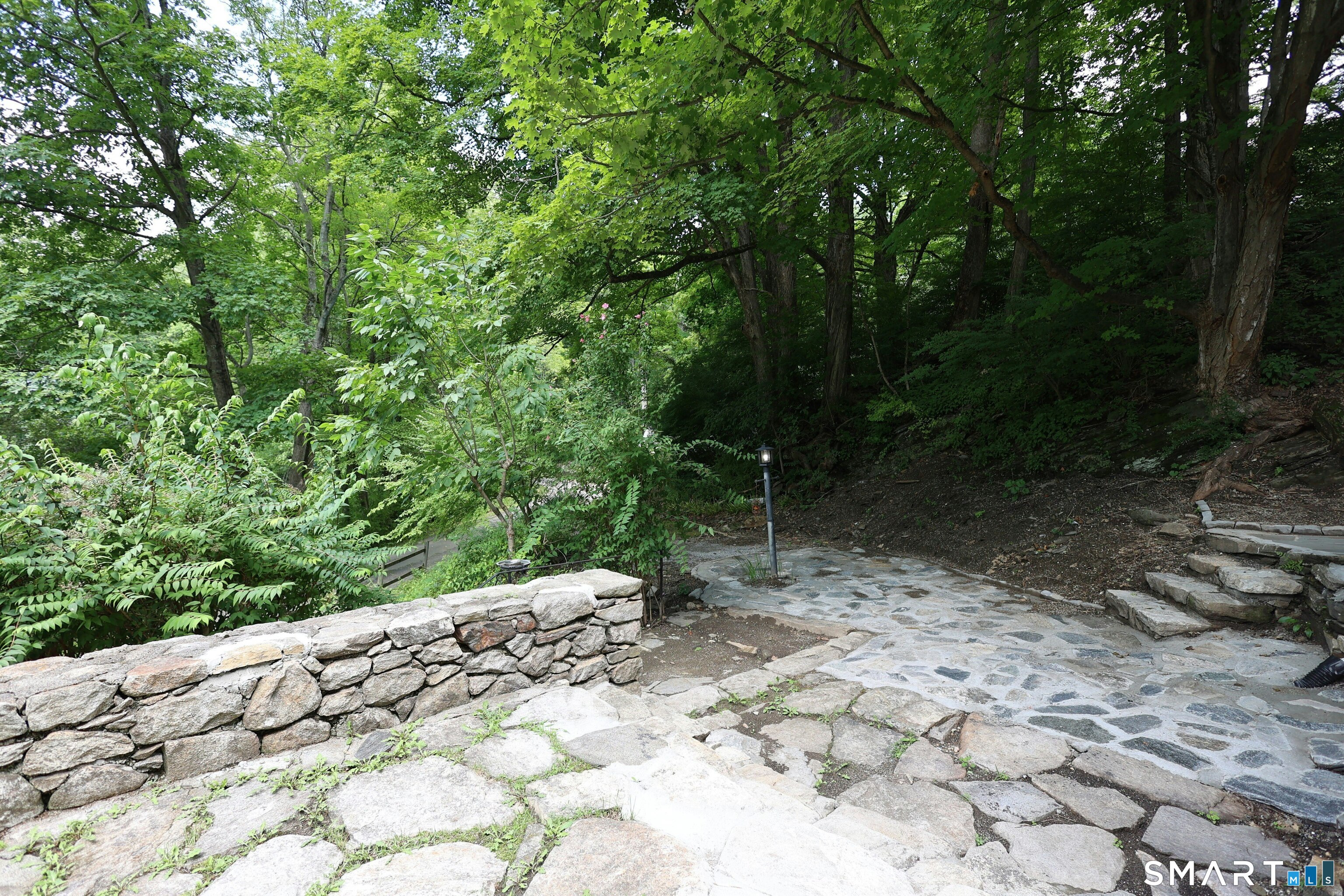 37 Peaceable Street Redding CT 06896