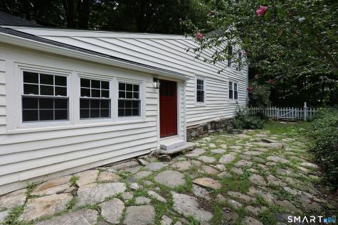 37 Peaceable Street Redding CT 06896