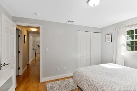 10 London Court Old Saybrook CT 06475