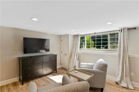 10 London Court Old Saybrook CT 06475