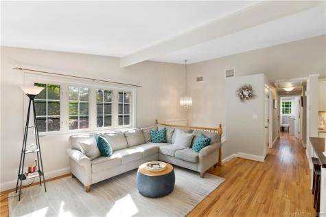 10 London Court Old Saybrook CT 06475