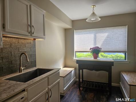 54 Deer Run Bethel CT 06801