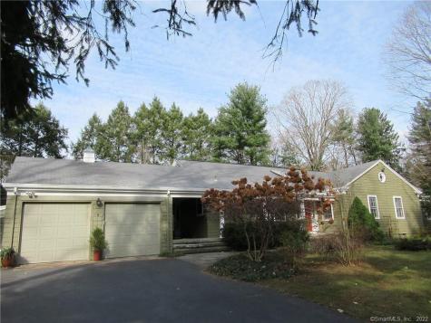 11 Burnt Swamp Road Woodbridge CT 06525