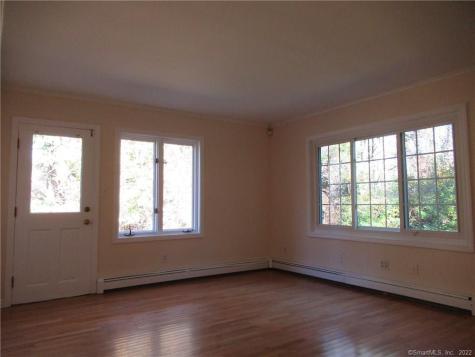 11 Burnt Swamp Road Woodbridge CT 06525
