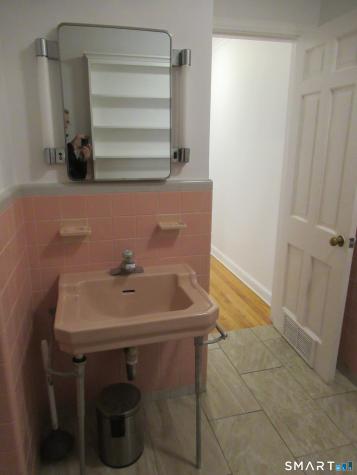 11 Burnt Swamp Road Woodbridge CT 06525