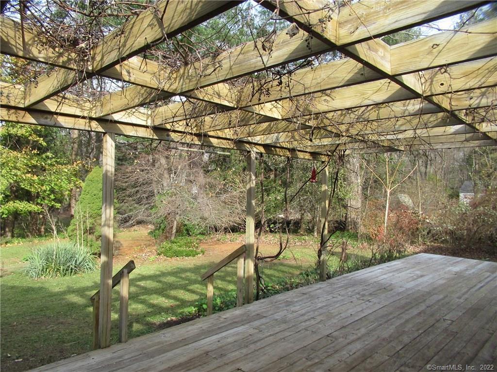11 Burnt Swamp Road Woodbridge CT 06525