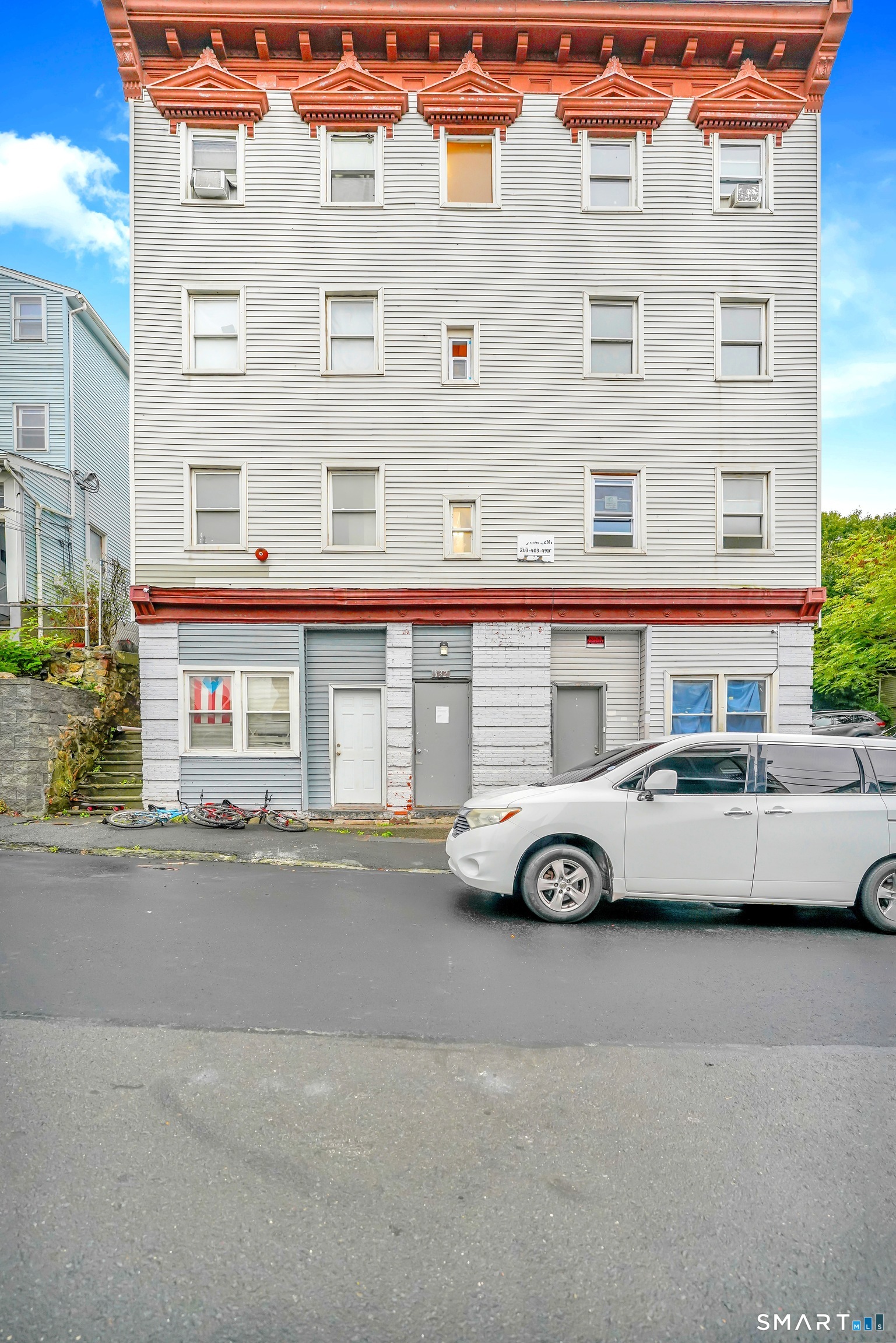 132 Locust Street Waterbury CT 06704