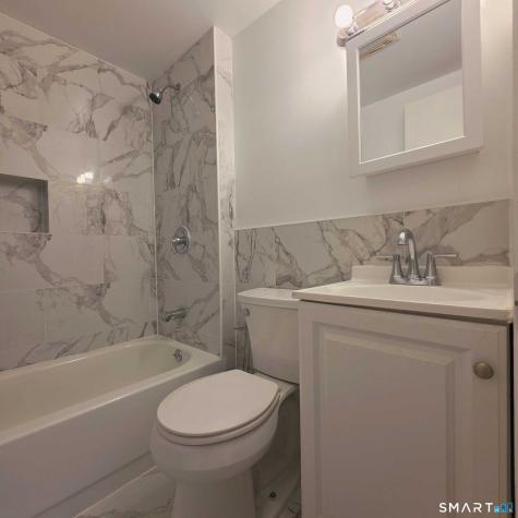 124 Geddes Terrace Waterbury CT 06708