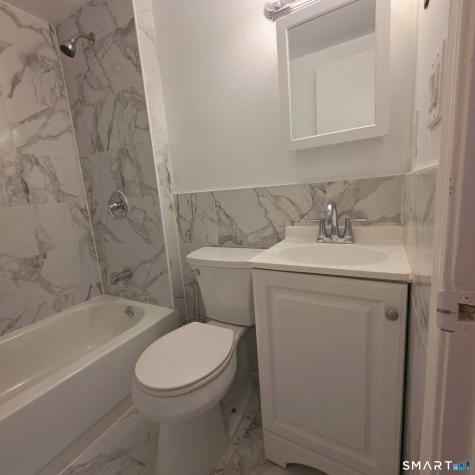 124 Geddes Terrace Waterbury CT 06708