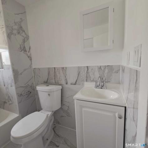 124 Geddes Terrace Waterbury CT 06708