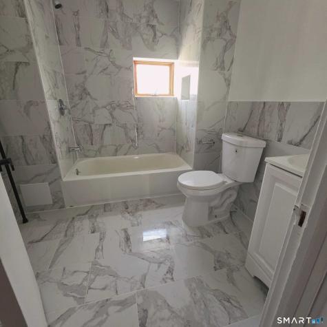 124 Geddes Terrace Waterbury CT 06708