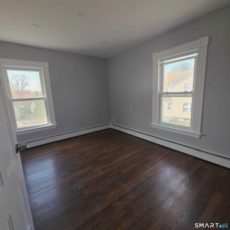 124 Geddes Terrace Waterbury CT 06708