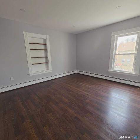 124 Geddes Terrace Waterbury CT 06708