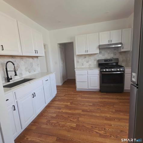 124 Geddes Terrace Waterbury CT 06708