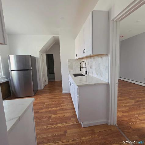 124 Geddes Terrace Waterbury CT 06708