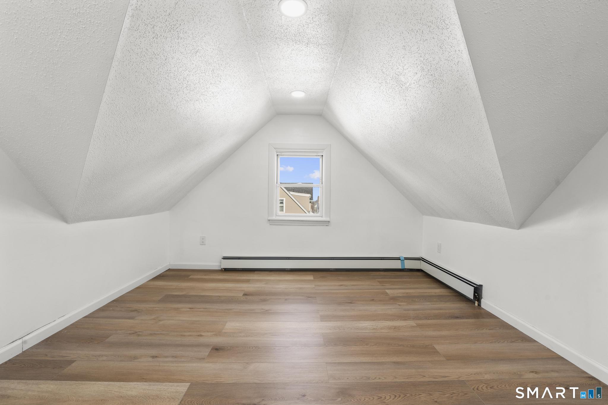 26 Mclean Street Hartford CT 06114