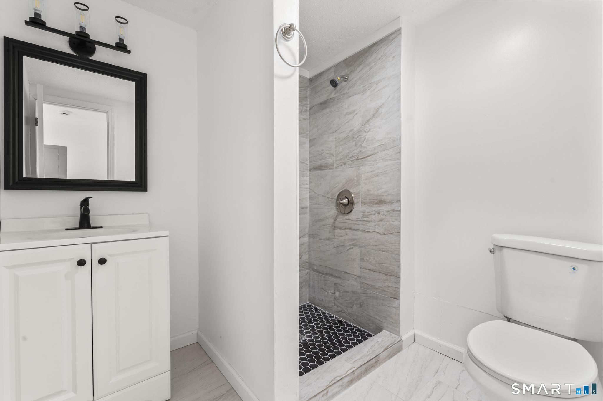 26 Mclean Street Hartford CT 06114