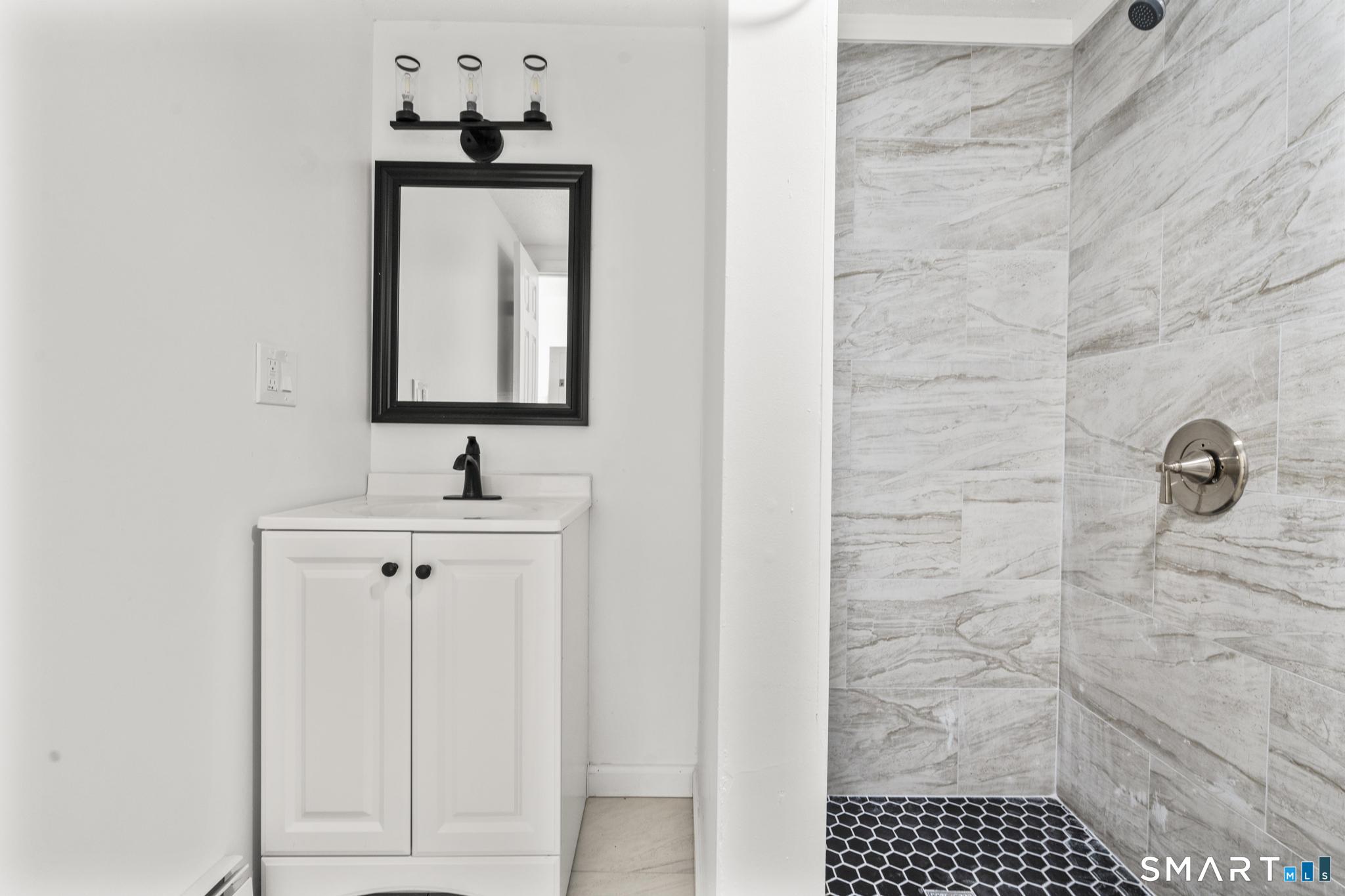 26 Mclean Street Hartford CT 06114