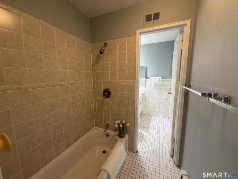1070 New Haven Avenue Milford CT 06460