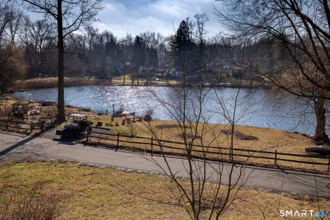 16 Crescent Drive Ridgefield CT 06877