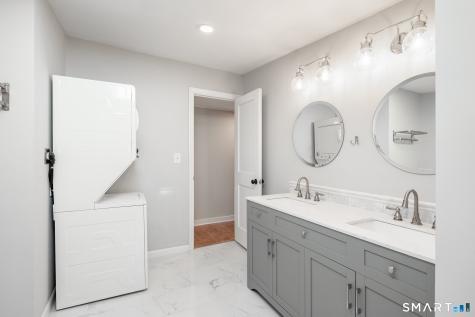 16 Crescent Drive Ridgefield CT 06877