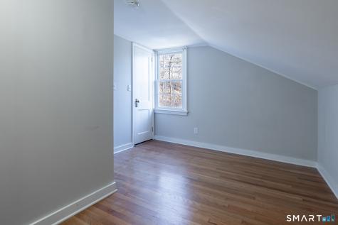 16 Crescent Drive Ridgefield CT 06877