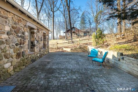 16 Crescent Drive Ridgefield CT 06877