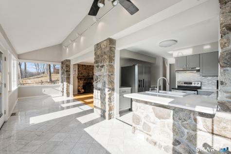 16 Crescent Drive Ridgefield CT 06877