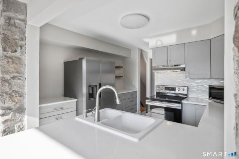 16 Crescent Drive Ridgefield CT 06877