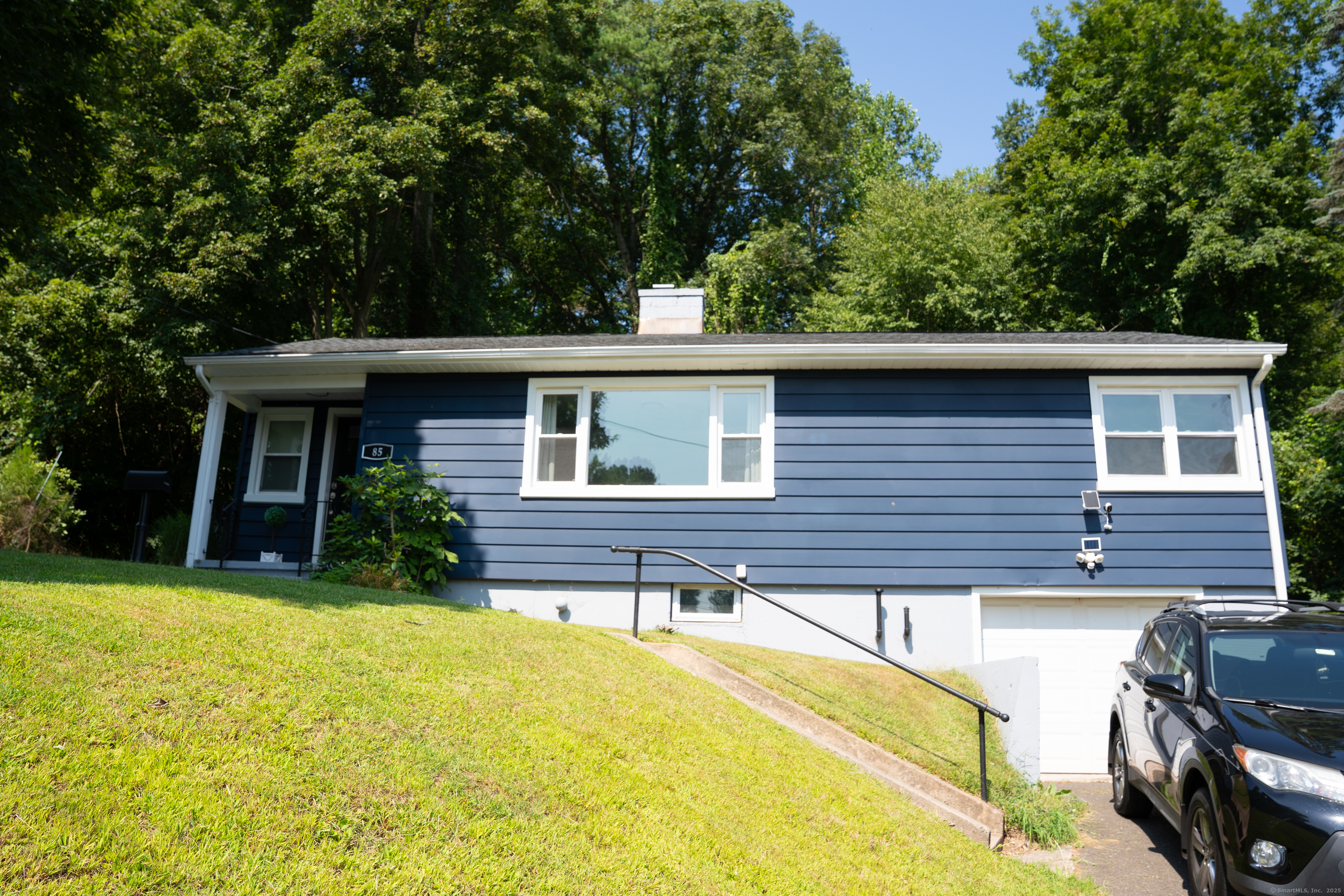 85 Douglas Drive Meriden CT 06451
