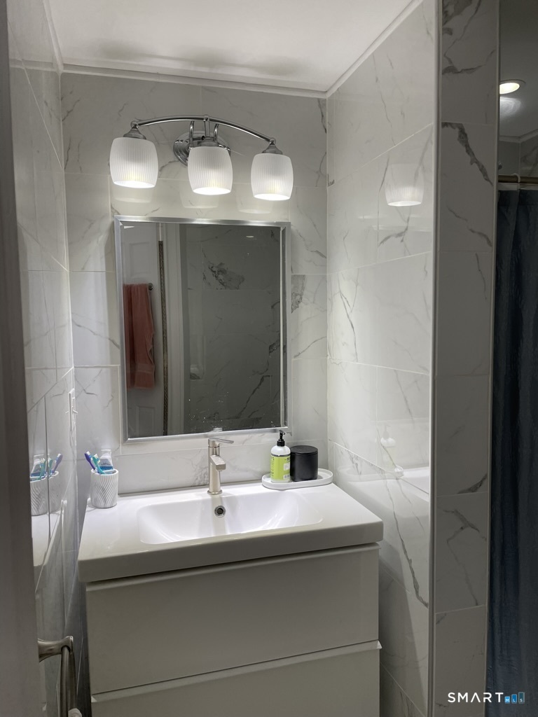 15 River Street Milford CT 06460